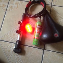 Bike 🚲 Kit . Everything Works Perfect. Seat and Bottle Brand New !