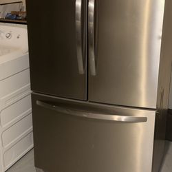 Gently Used Frigidaire Refrigerator For Sale