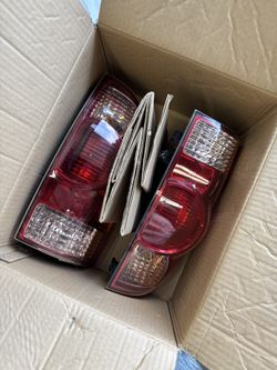 05-11 Tails And Headlights