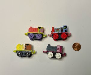 Thomas the tank engine mini sponge bob characters super rare hand samples