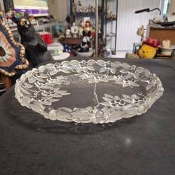 Vintage 80's Mikasa Carmen Crystal Torte Plate 12.5" With Raised Rim & Leaves & Berry Design, Clear & Frosted-Made In Germany