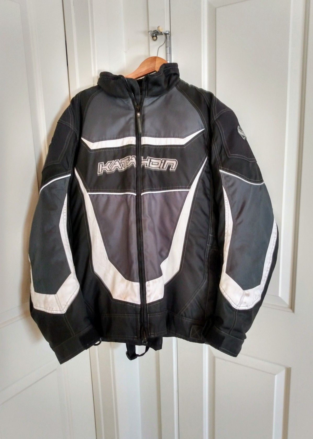 Katahdin Extreme Gear Men's Snowmobile Jacket and Bob Snow Pants - Size L