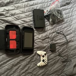 Nintendo Switch (Blue And Red)