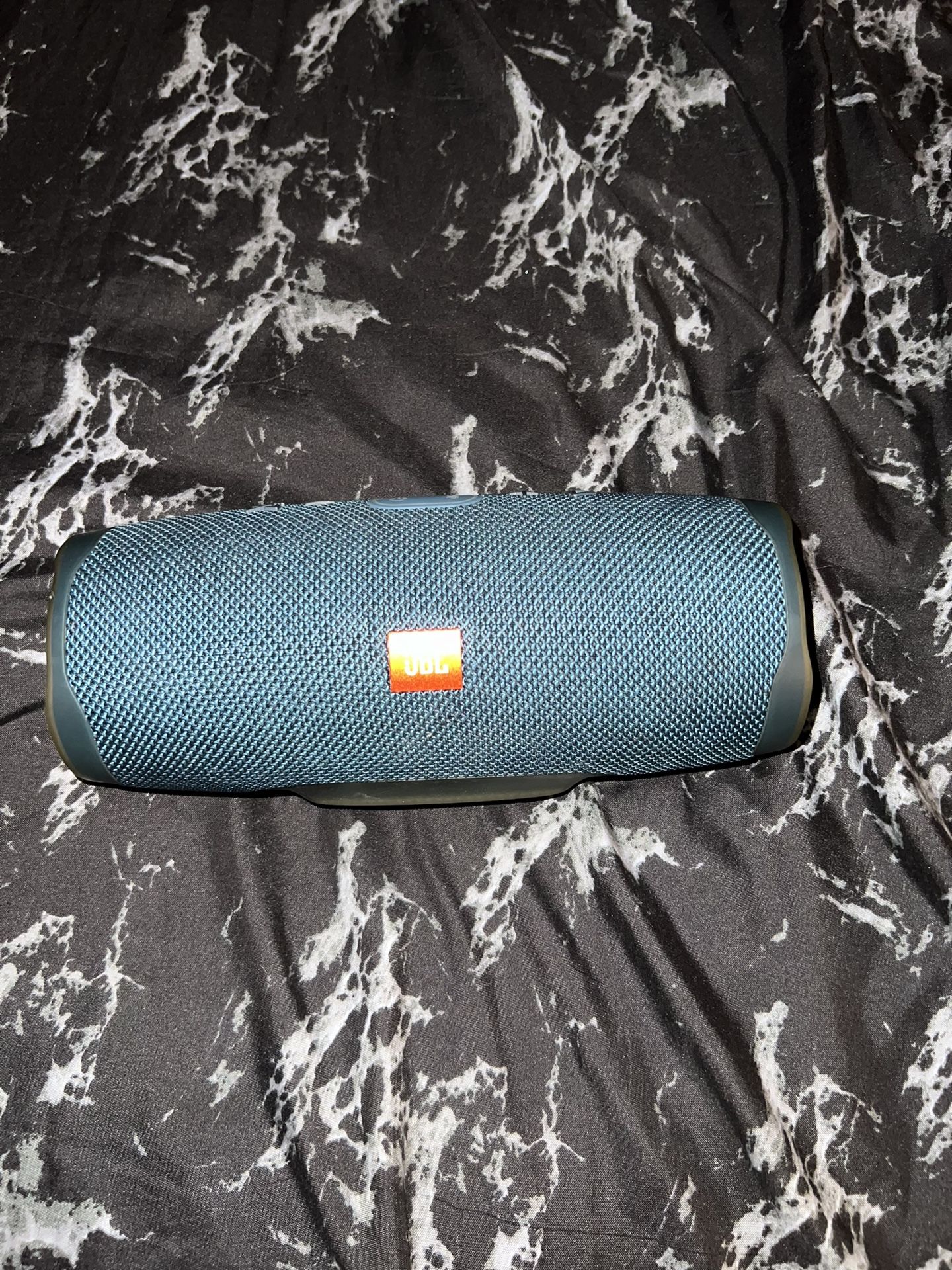 JBL CHARGE 4