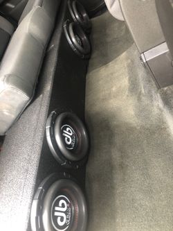 car audio instalations !!