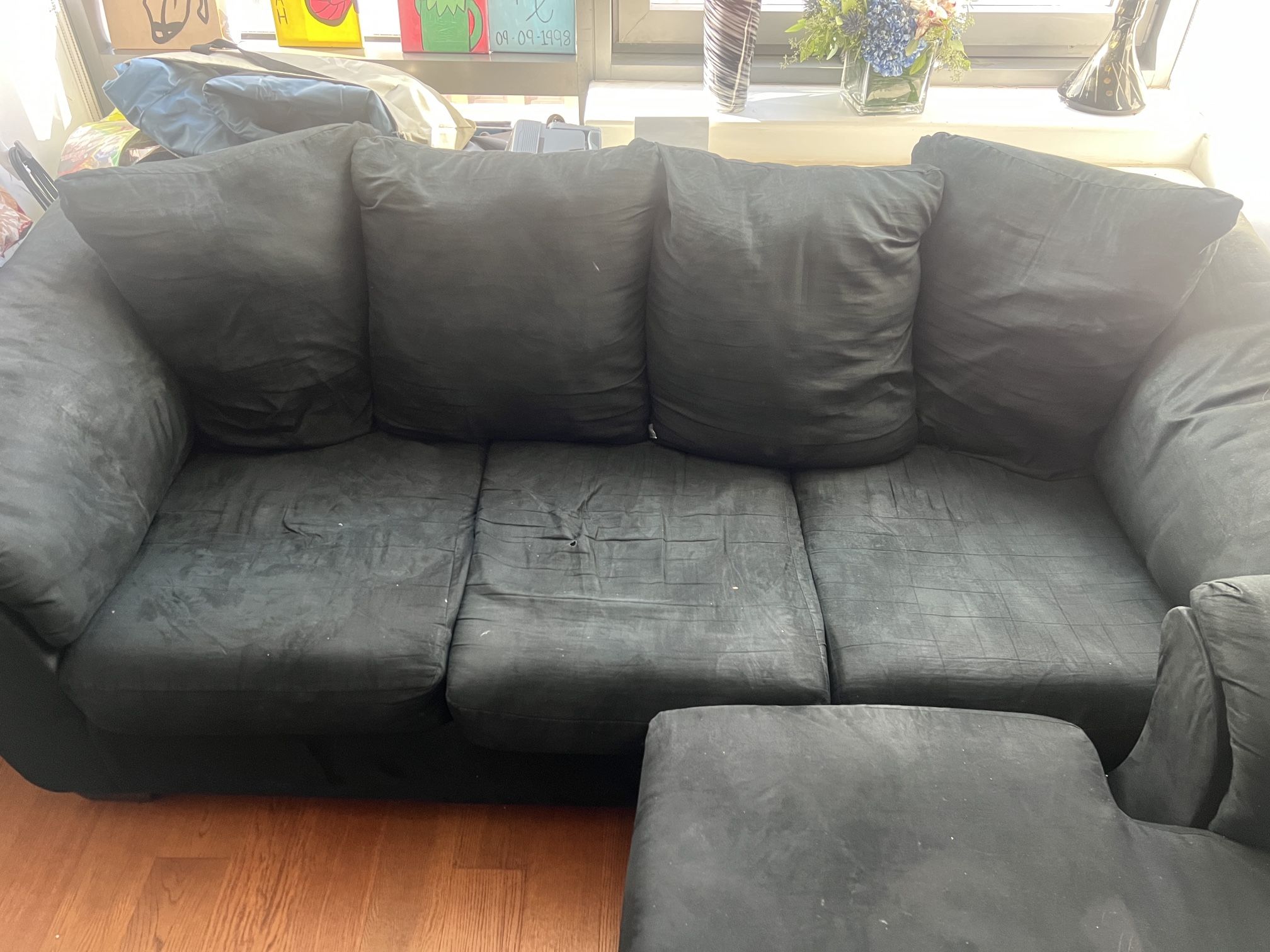 Raymour & Flanigan 3-Seater Sofa – Black Microfiber