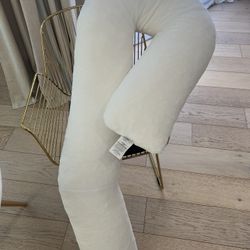 Medcline Therapeutic Body Pillow - Unused - Retails $120