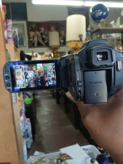Canon VIXIA HF G10 digital camcorder