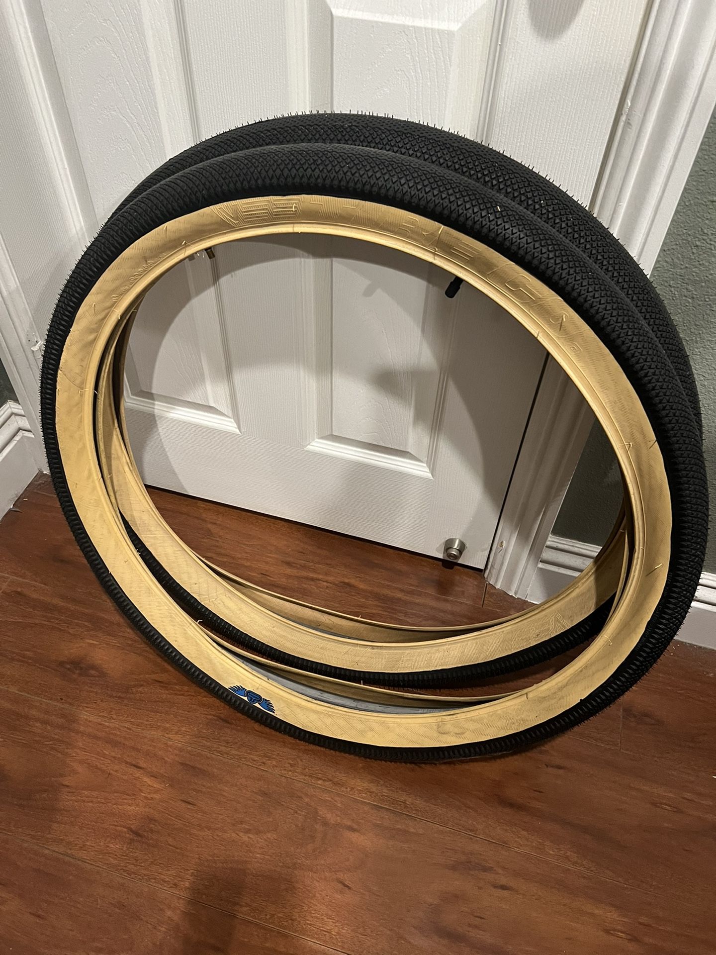 Monster Ripper Tires 29 X 2.8 Including Tubes