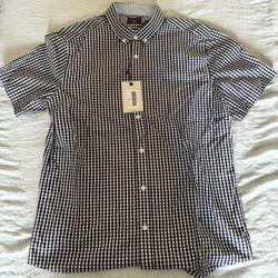 NEW WITH TAGS -LARGE LONG SLEEVE BUTTON DOWN UNTUCKIT SHIRT 