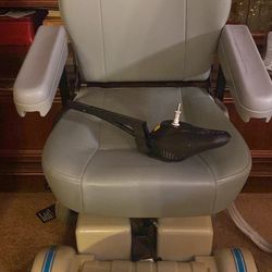 Electric Wheelchair 