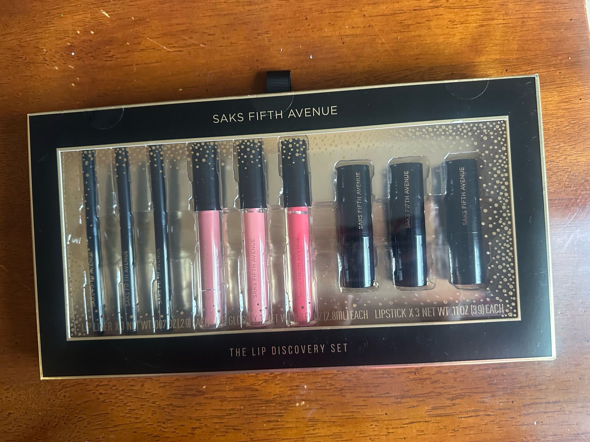 New! Saks Fifth Avenue Women's 9-piece The Lip Discovery Set. 3 Colors. Sealed