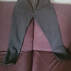 32'W 30'L Slim Skinnies