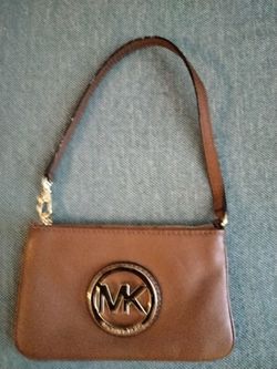 Michael Kors Fulton Brown Pebble Leather Wristlet