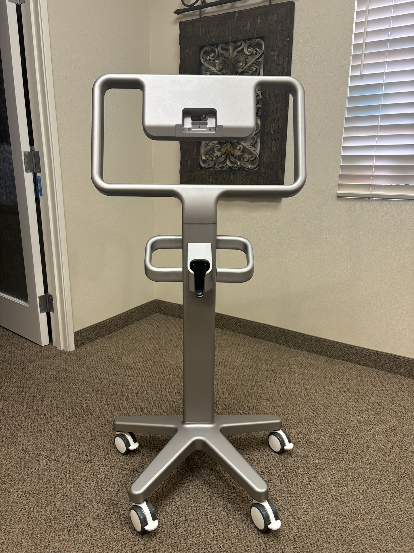 Itero Element 2 Stand