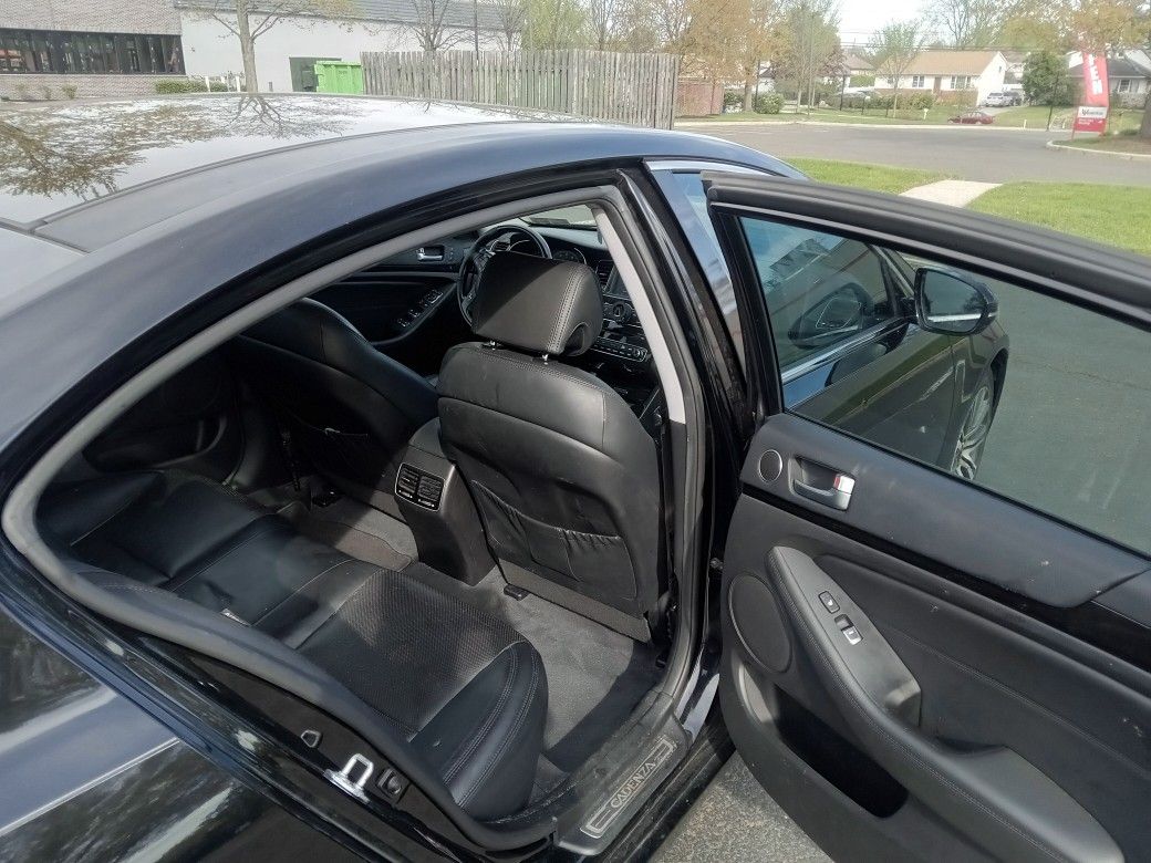 2014 Kia Cadenza
