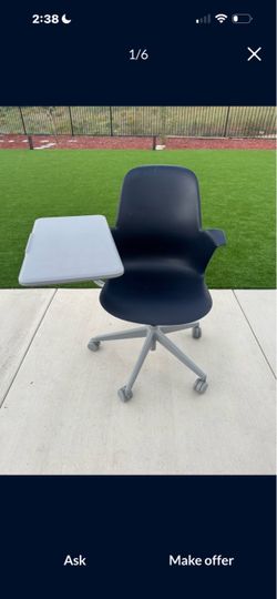 Steelcase Node Multipurpose Mobile Tablet Chair on Wheels in Navy