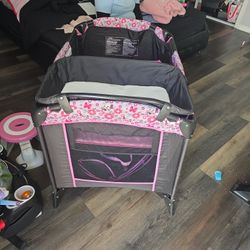 Baby Crib 