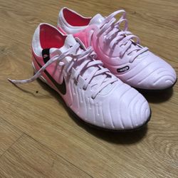 Soccer Shoes Size 9 men Turf Brand New