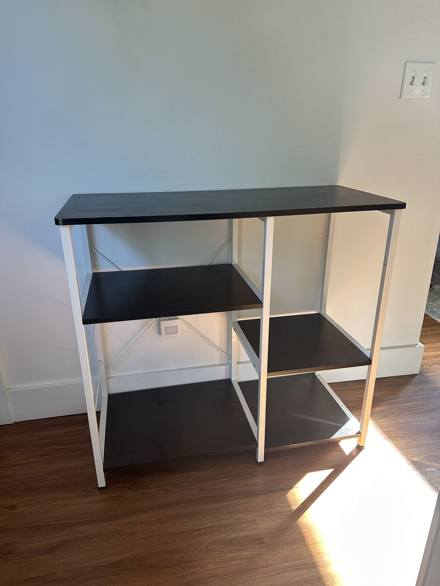 Multi-level Display Shelf