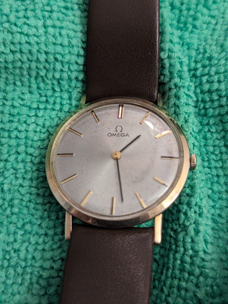 Vintage Omega Ultra-Thin 14K Solid Gold Men’s Wristwatch D6672