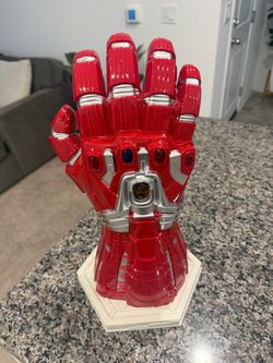 Avengers Infinity Gauntlet Popcorn Bucket