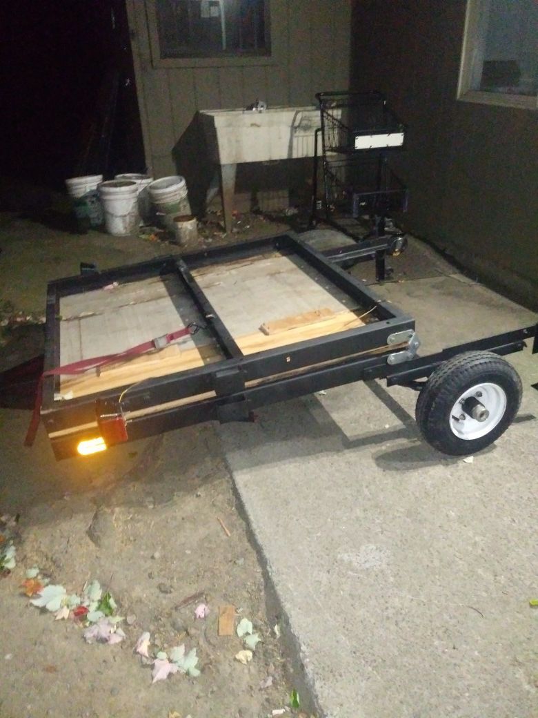 4×8 folding trailer w/ wood bed