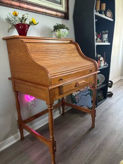 Antique oak roll top desk