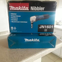 Makita Nibbler 