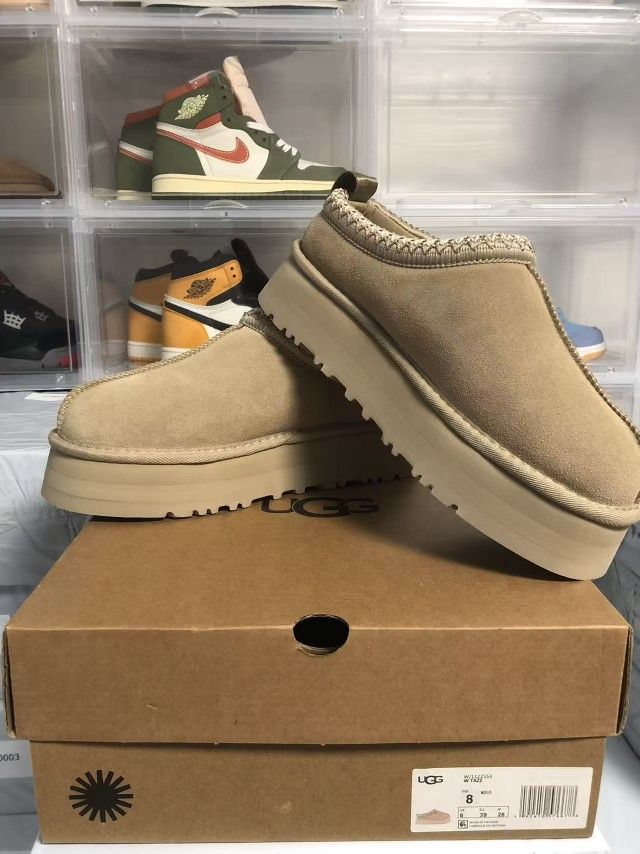 UGG Tazz Sand Platform Slipper for US Women's Size 10