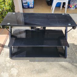 Z Shaped TV Stand