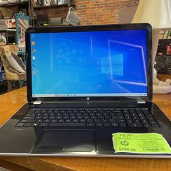 HP Pavilion 17-e113dx Laptop Quad Core 8GB RAM 256GB SSD W10 17.3” Screen