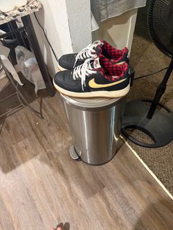 Nike Air Force 1 Mid Black Gold Plaid