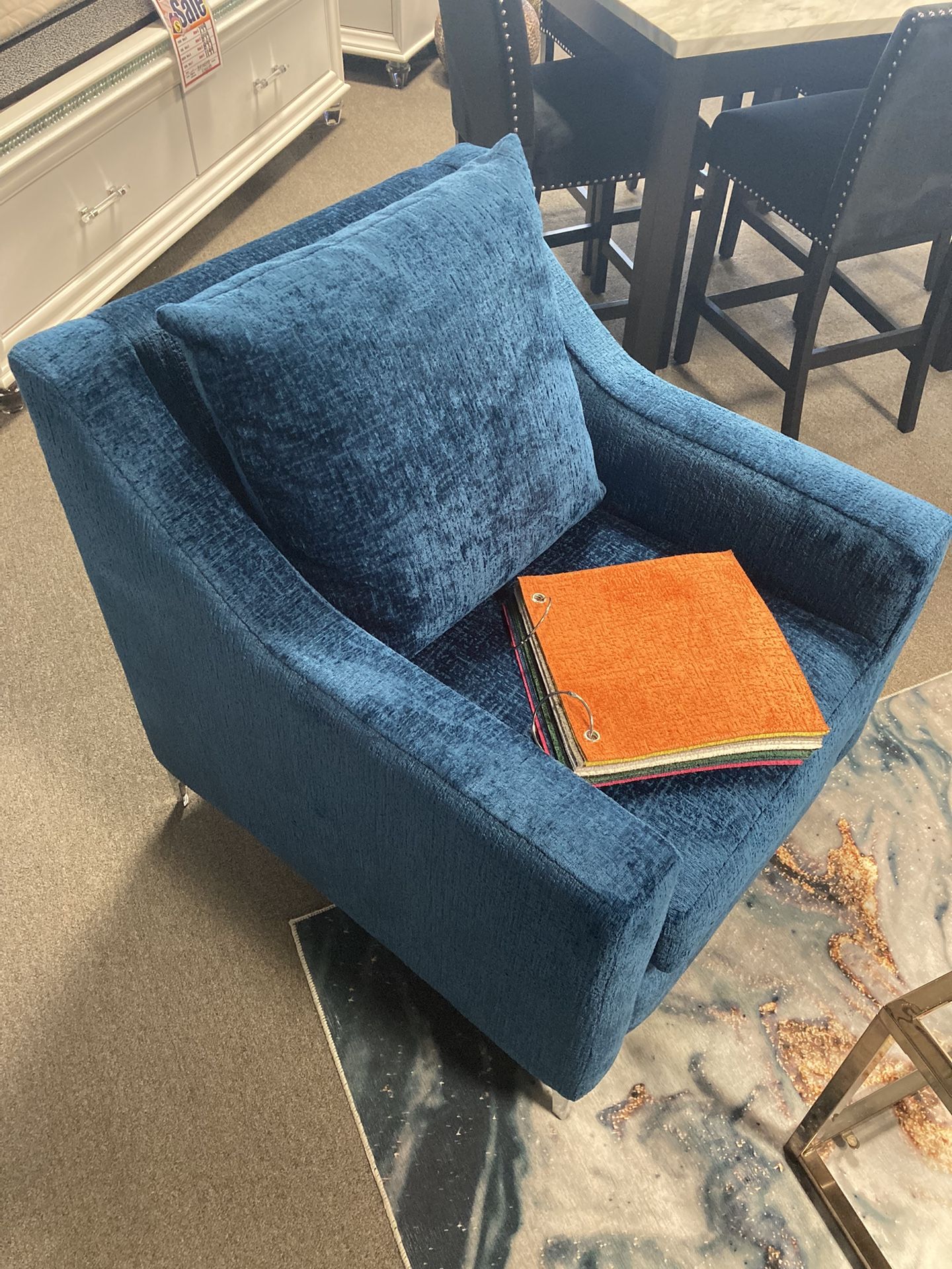 Accent Chair🎨🌊 Many Colors Available✅ $599