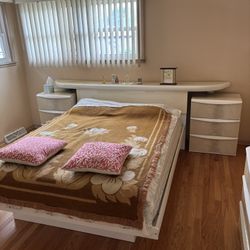 Bed Room Set