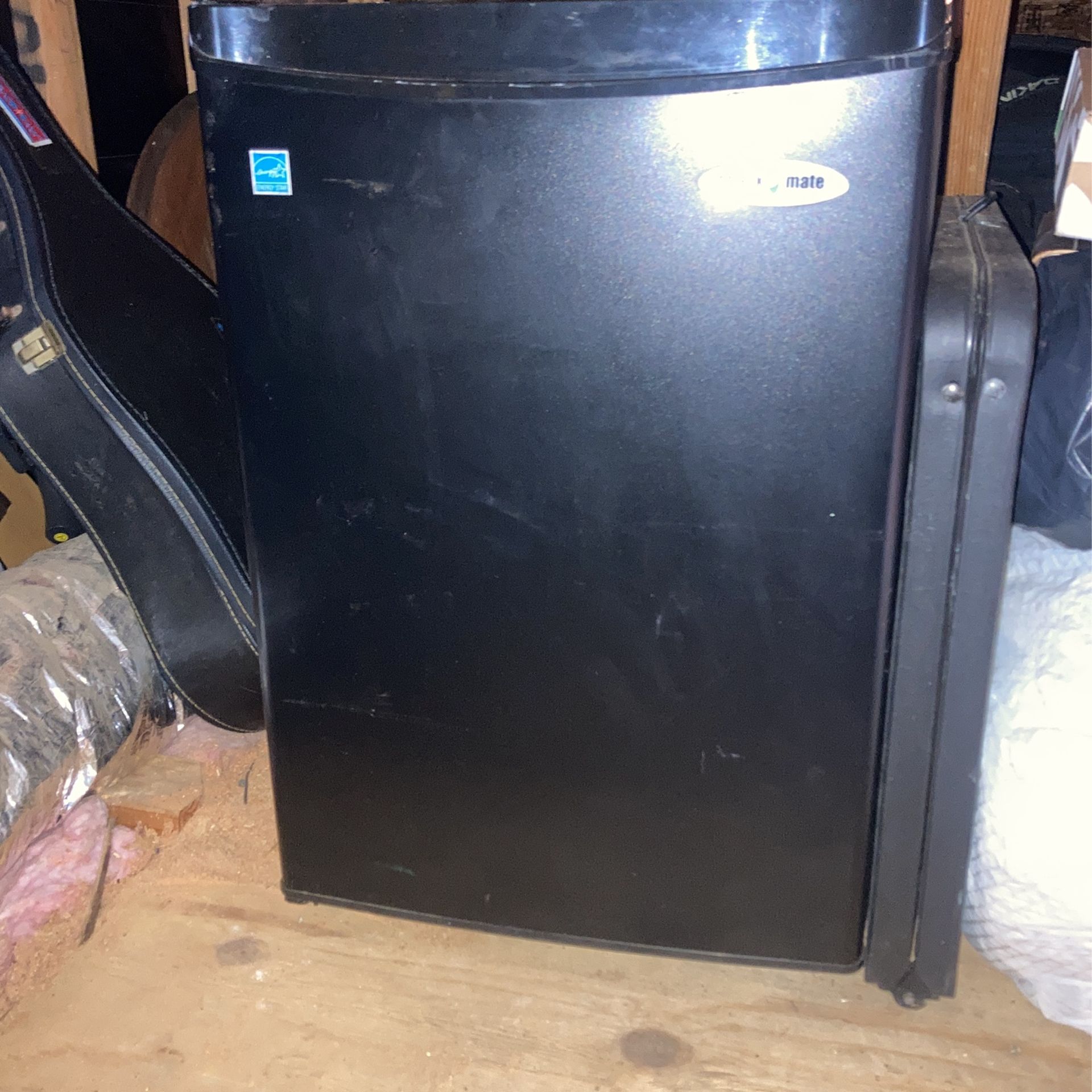 Snack Mate By Microfridge 2.6cubic Feet Mini Fridge