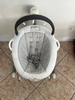 Graco Swing/ bouncer