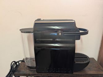 Nespresso Inissia Espresso Machine by De'Longhi