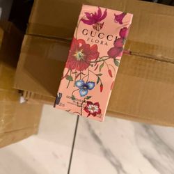 Gucci Flora Gorgeous Gardenia 💫