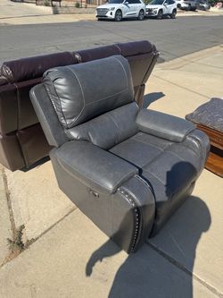 FREE FURNITURE - El Cajon 92019