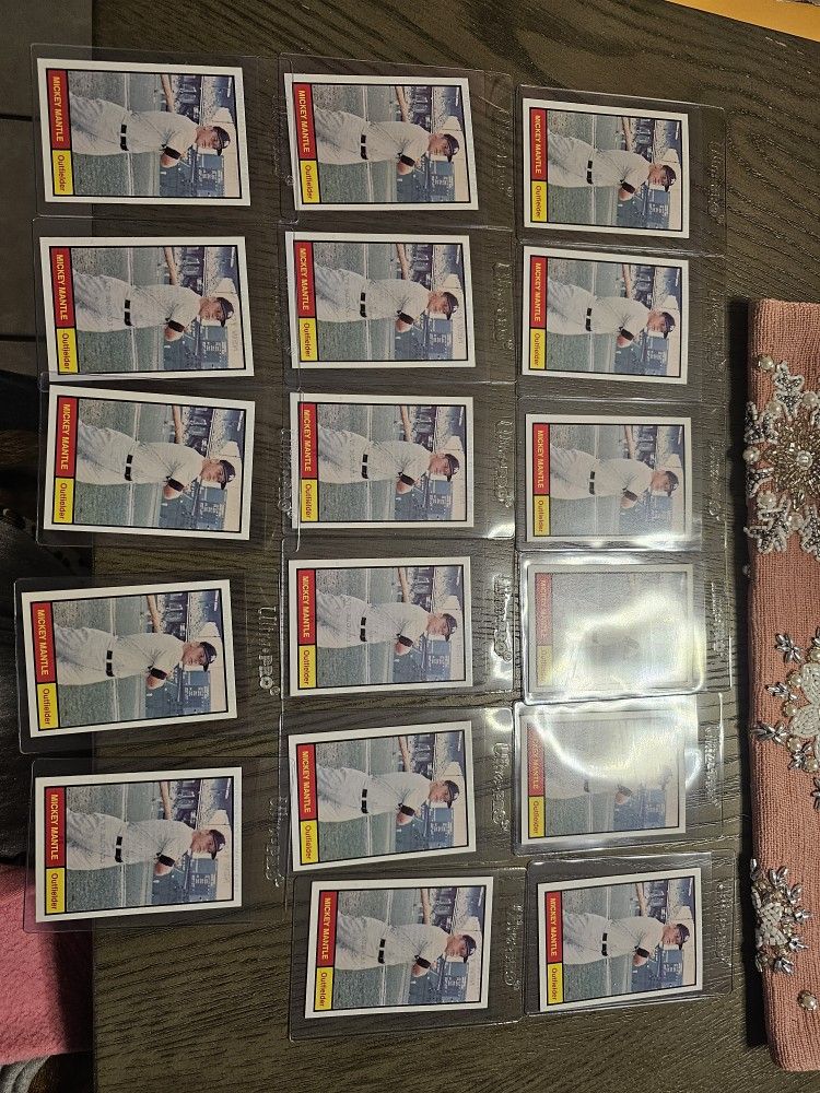 Mickey Mantle Baseball Cards Lot Of 38 Cards