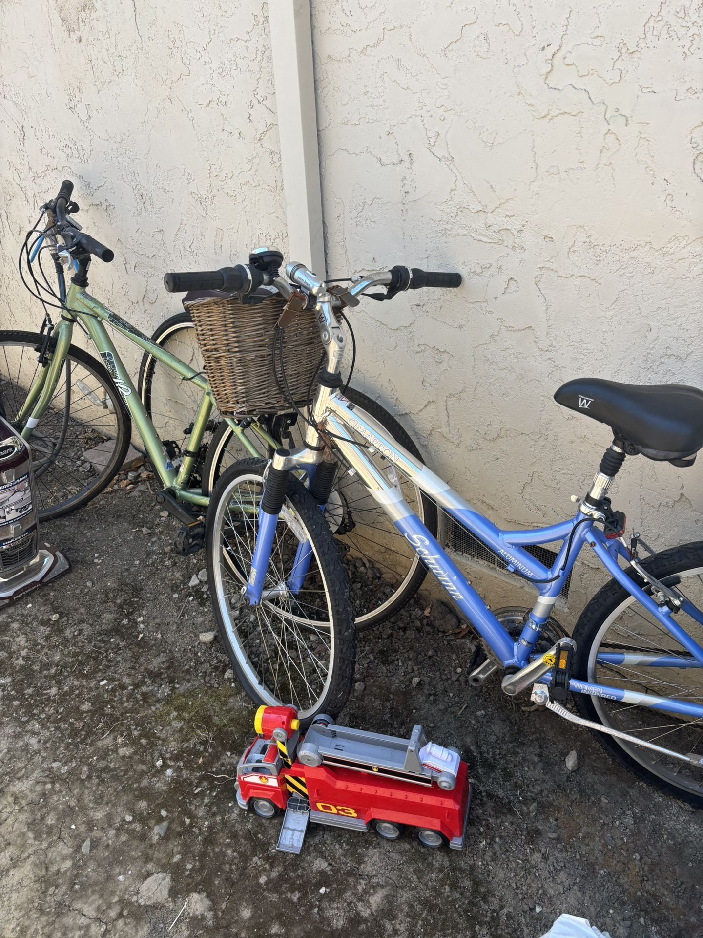 Shwinn Woman Bicycle