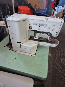 Brother Industrial Automatic Button Sewing Machine with Table & Motor