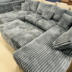 Stunning Stylish Cozy Sectional!