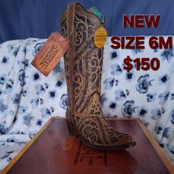 New Boots And Shoes Size 6m