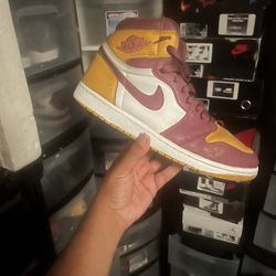 Air Jordan Retro 1 Clean Beaters Size 10.5