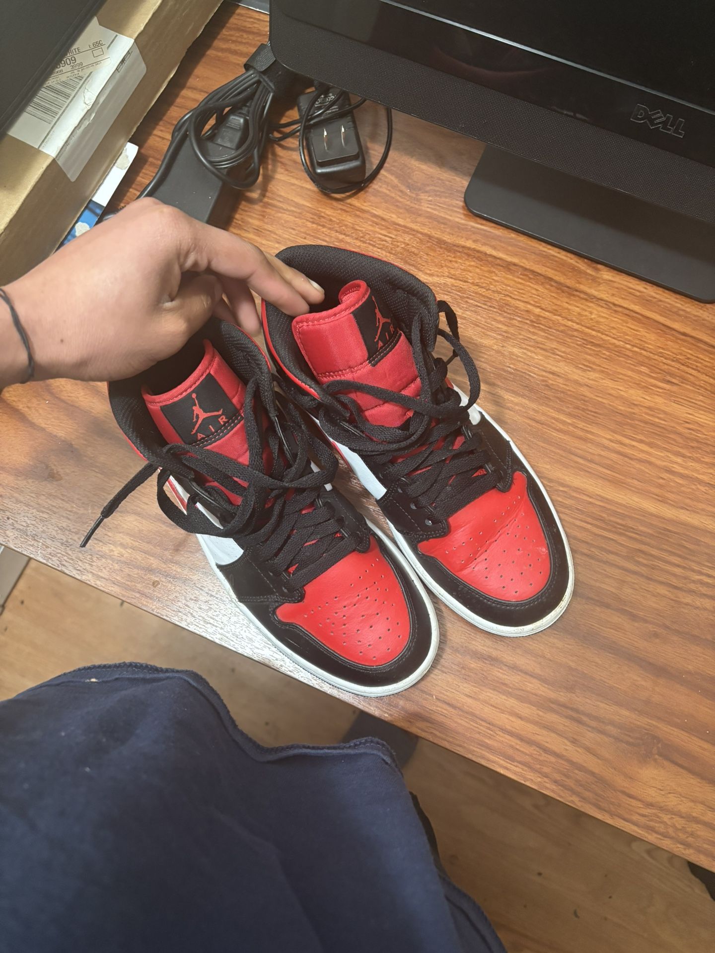 Jordan 1 Mid