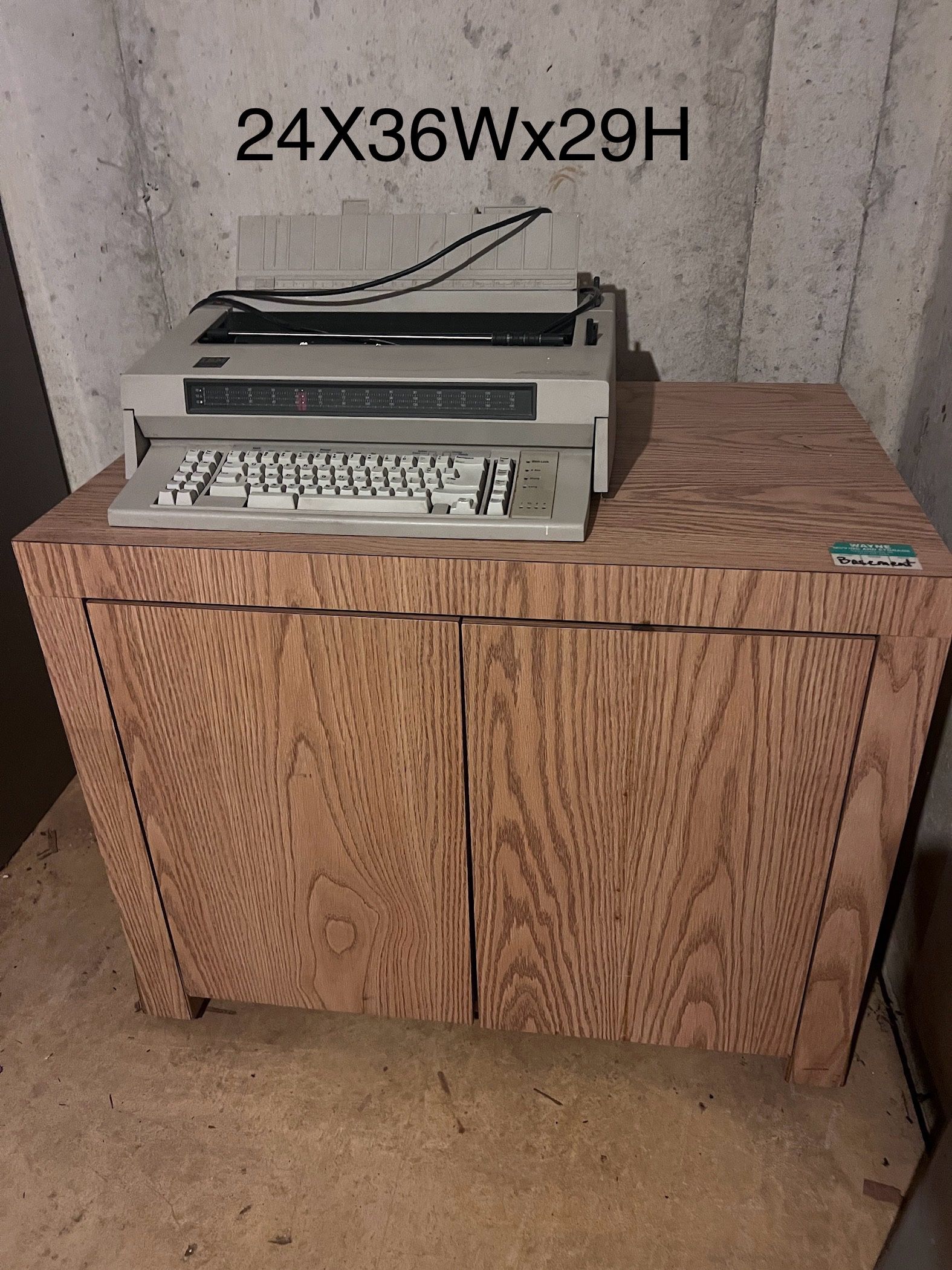 cabinet, great storage pickup in Exton off Waterloo Blvd