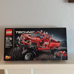 NIB LEGO 42029-Customized Pick Up Truck 