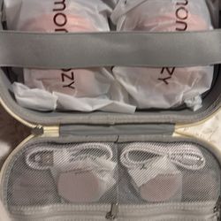 Momcozy M9 NEVER OPENED